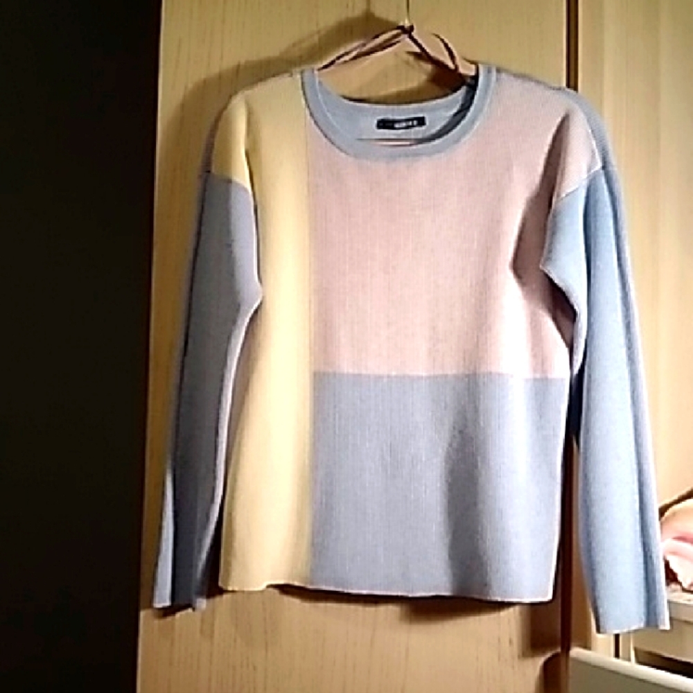 NYC ALLIANCE Colorblock Sweater  Sz M/L